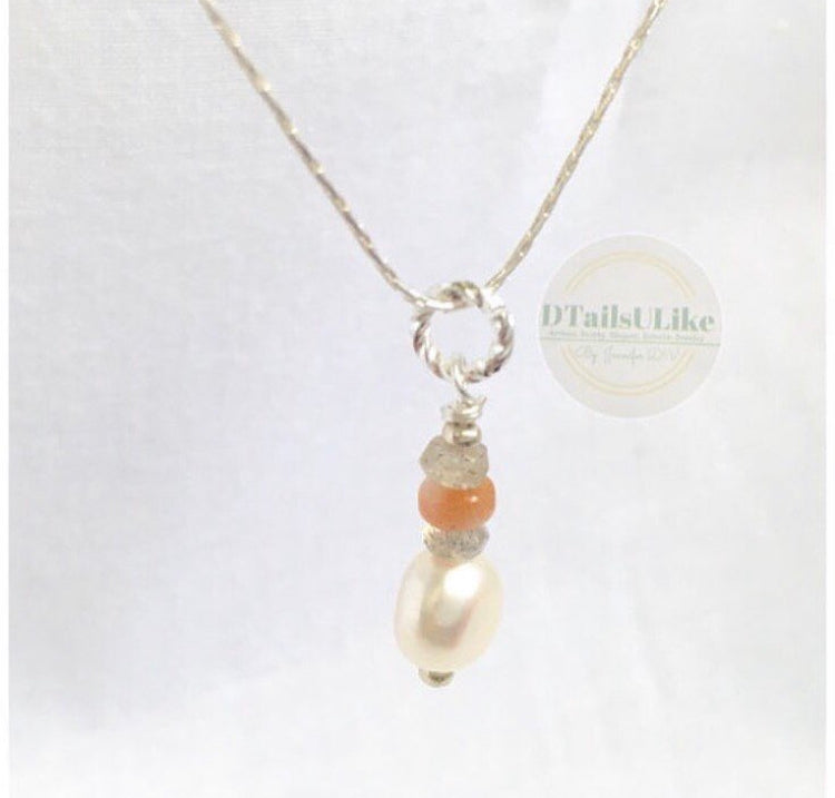 Delicate Pearl and Gemstones Pendant Necklace